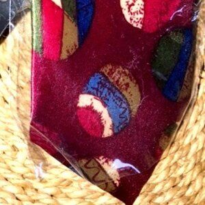 Italian Silk Necktie, Hand Woven 100% Silk, Burgundy Classic Standard Size Tie